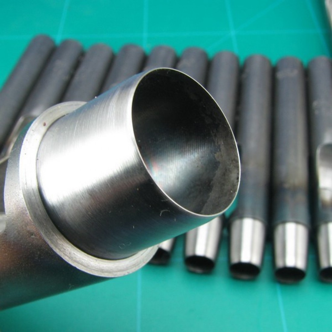 30mm50mm High quality Round Leather Punches, very sharp, put through